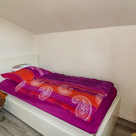 Krummes Haeusschen An Der Nordsee Casa de Férias Großheide